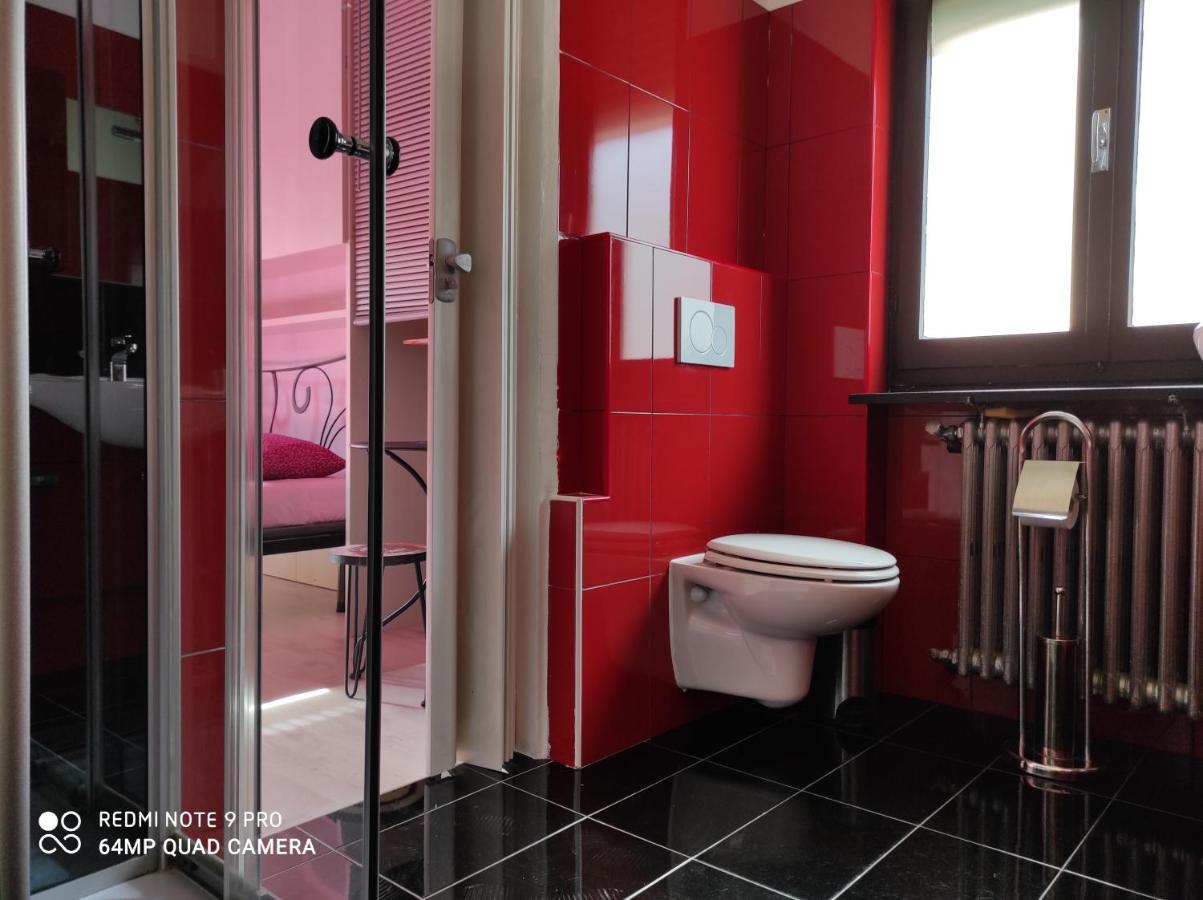 Beb Da Gaia E Giulio Bed & Breakfast Reno Di Leggiuno Exterior photo